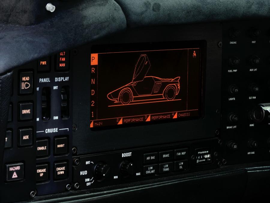 Панель приборов Vector W8 1989 года  (фото 5 из 40)